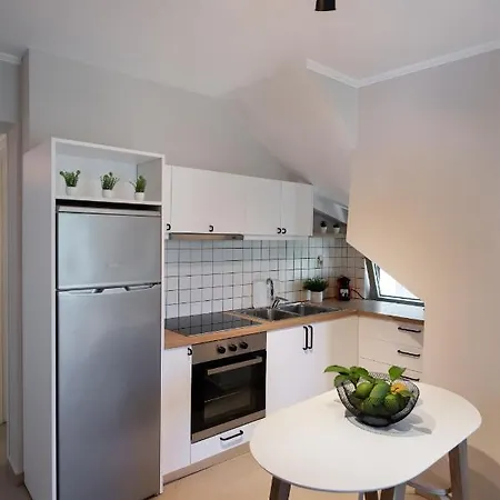 La Strada Apartment *